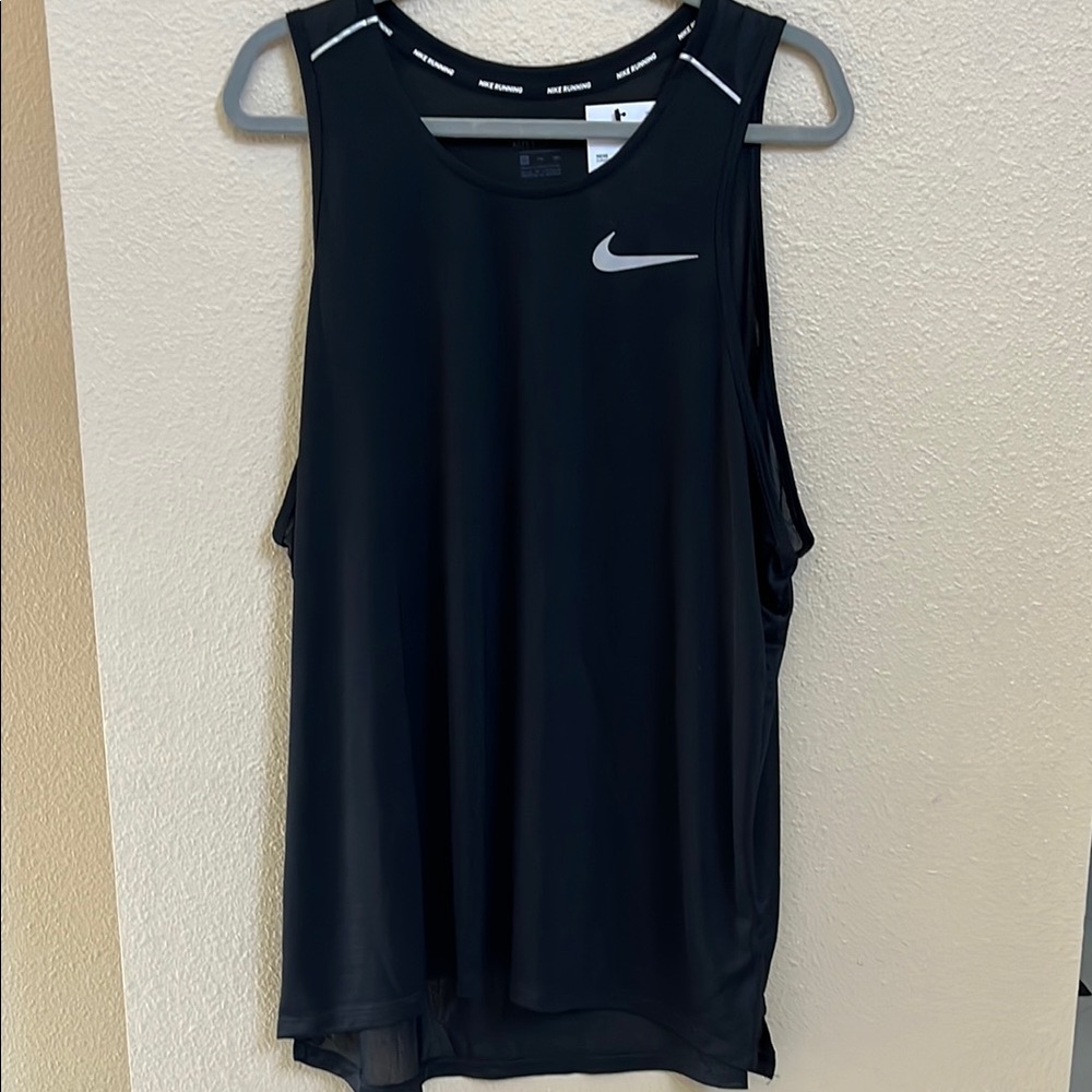 Nike Men XXL  Black Sleeveless Tank